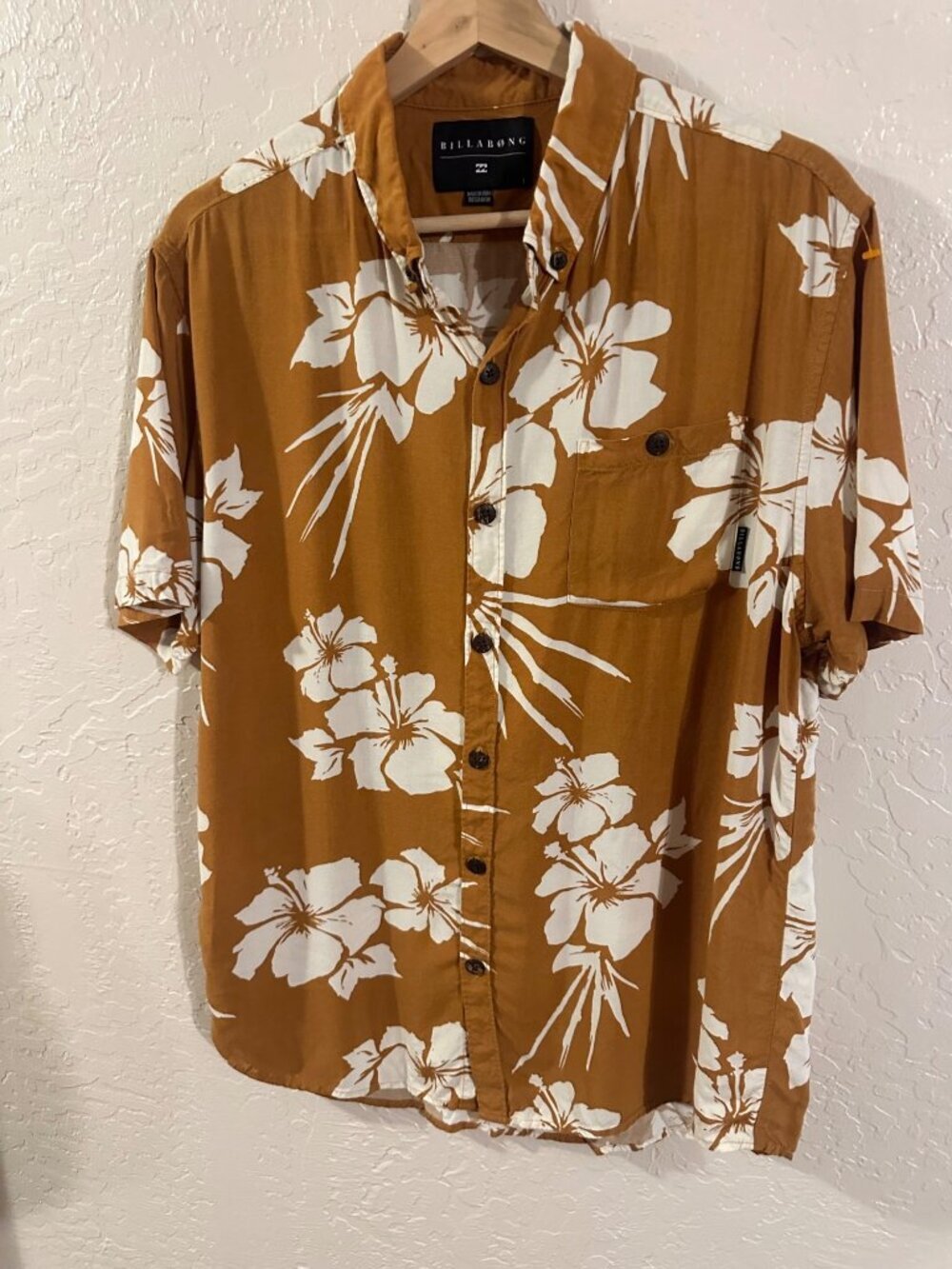 Billabong Brown & White Floral Hawaiian Short Sleeved Button Up Shirt - Picture 3 of 10